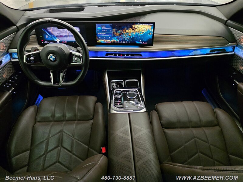 Used 2023 BMW 760i xDrive AWD/4WD image 29