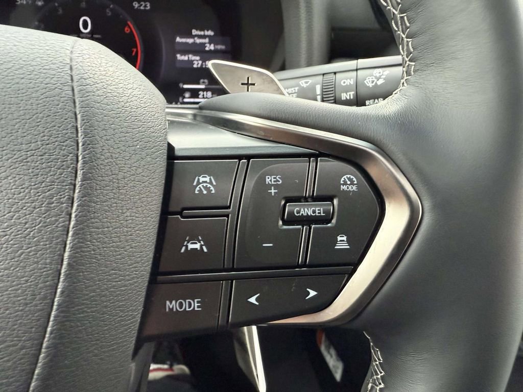 Used 2025 Lexus LX 600 4WD w/ Accessory Package (Z1) image 22