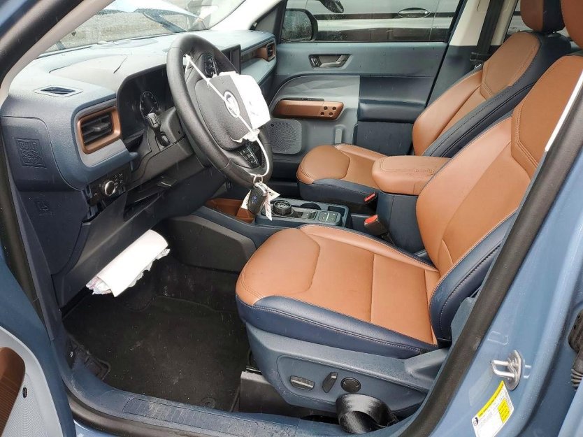 Used 2024 Ford Maverick Lariat image 6