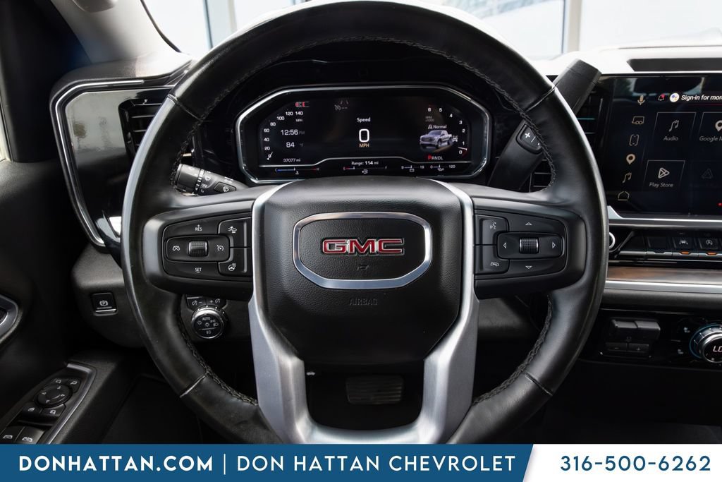Used 2025 GMC Sierra 1500 SLT AWD/4WD image 5