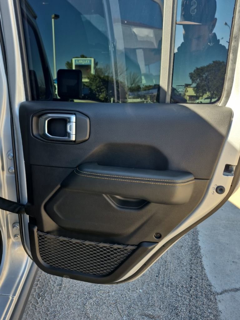 Used 2024 Jeep Wrangler Sahara w/ Technology Group image 19