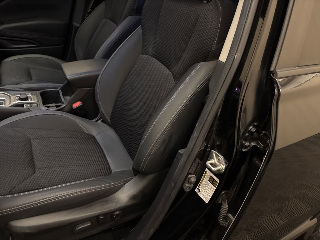 Used 2023 Subaru Forester Premium image 11