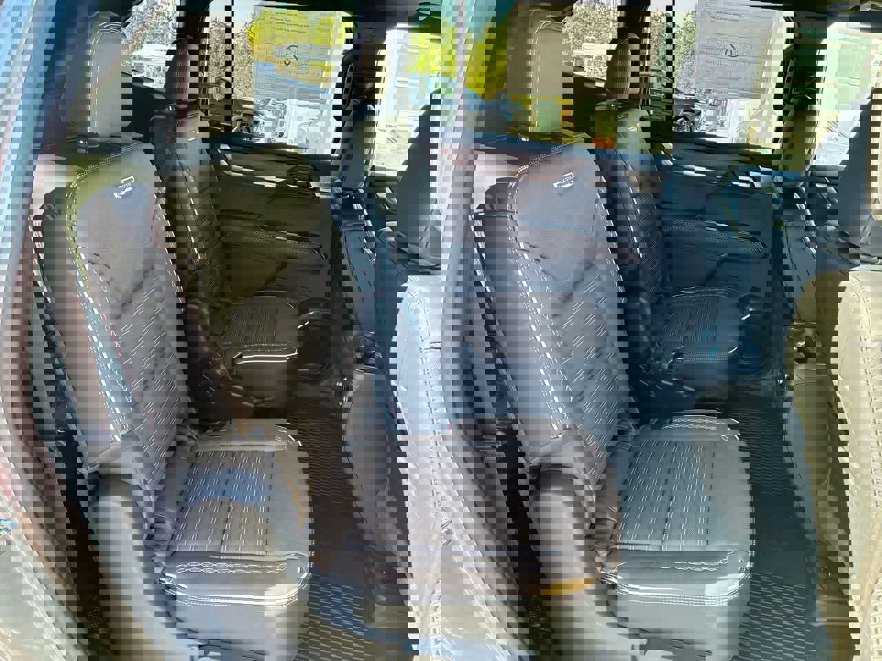 New 2026 GMC Acadia Denali Ultimate w/ LPO, Floor Liner Package image 28