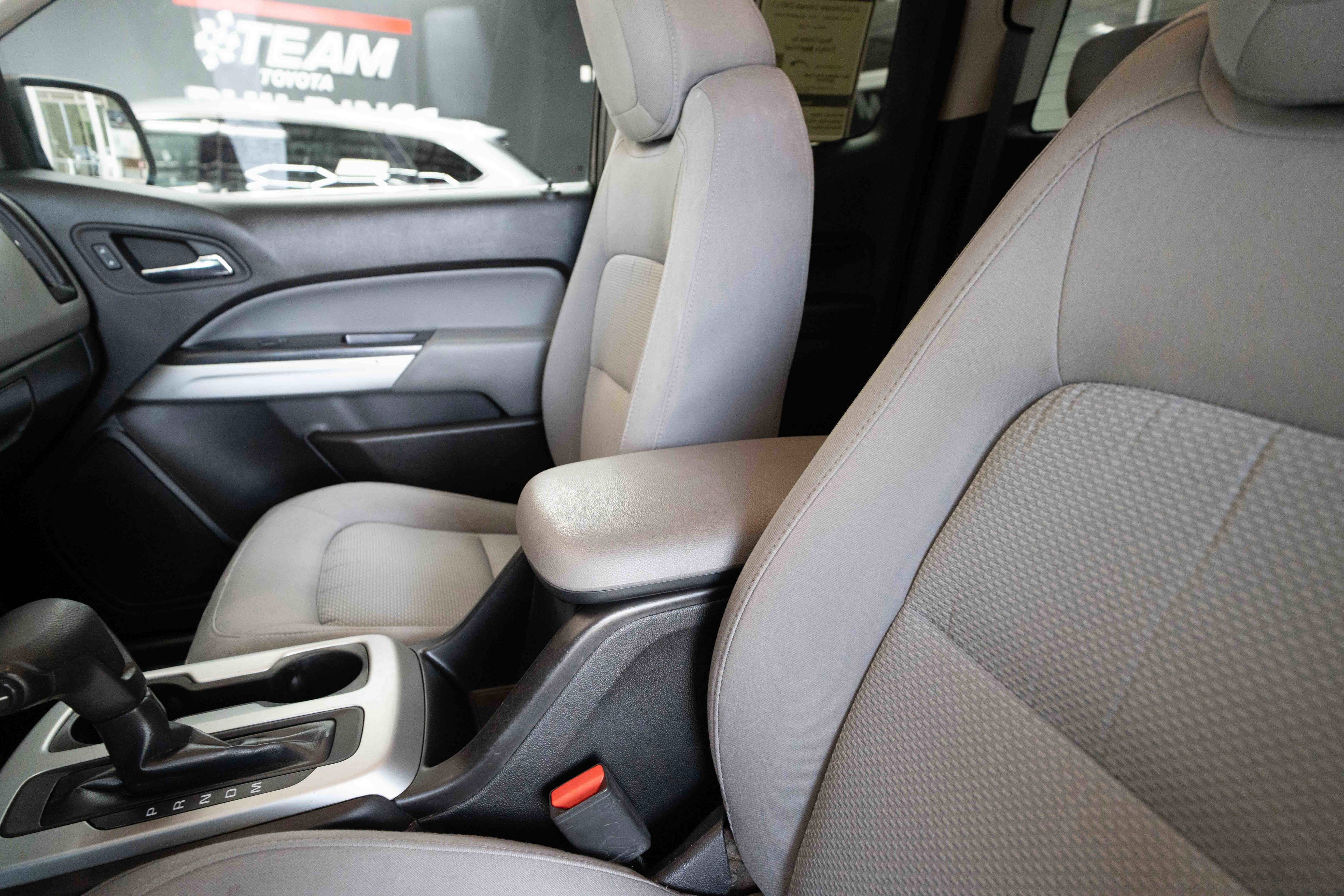 Used 2015 Chevrolet Colorado LT w/ LT Convenience Package RWD image 10