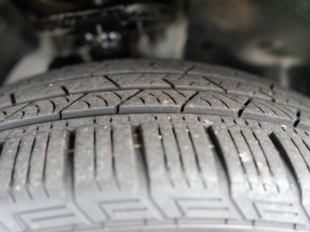 Certified 2023 Kia Sorento EX image 36