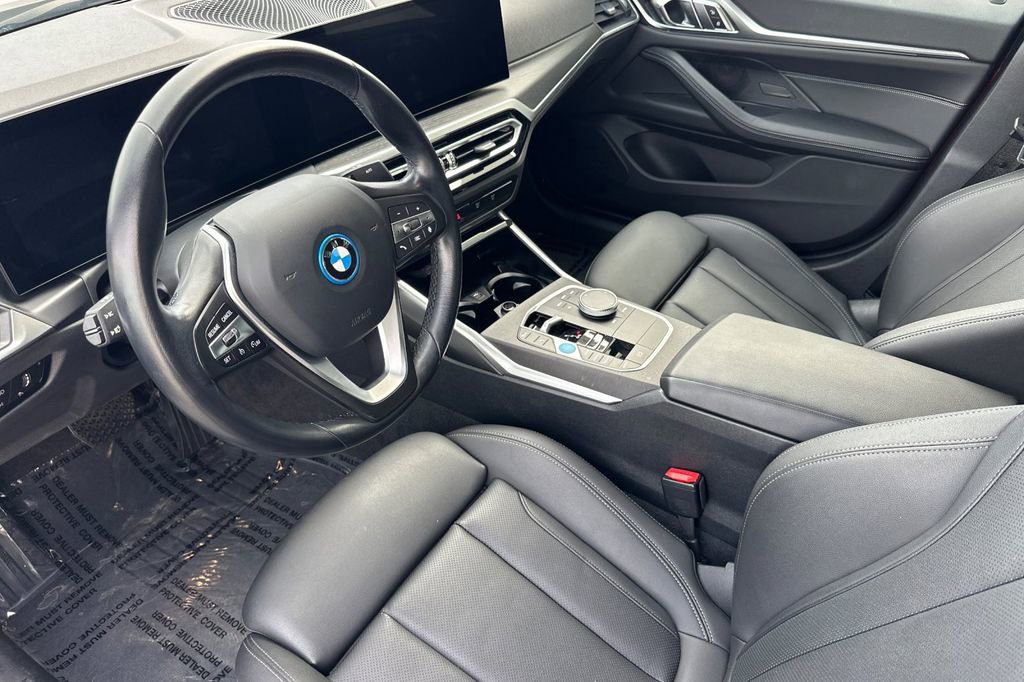 Used 2023 BMW i4 eDrive35 image 9