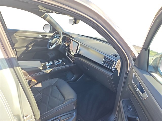 New 2026 Volkswagen Atlas Cross Sport SE image 17