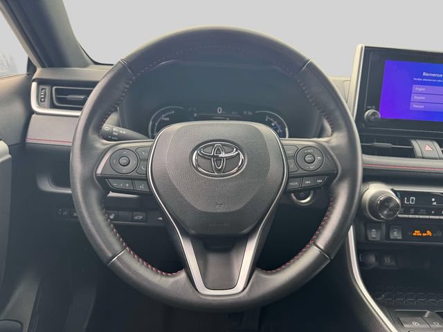 Used 2023 Toyota RAV4 SE w/ Weather & Moonroof Package AWD/4WD image 19
