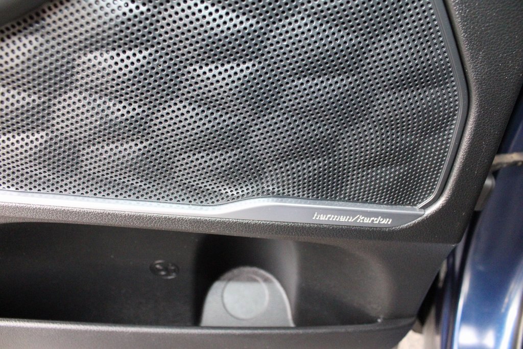 Used 2022 Hyundai Santa Fe Limited w/ Cargo Package image 54