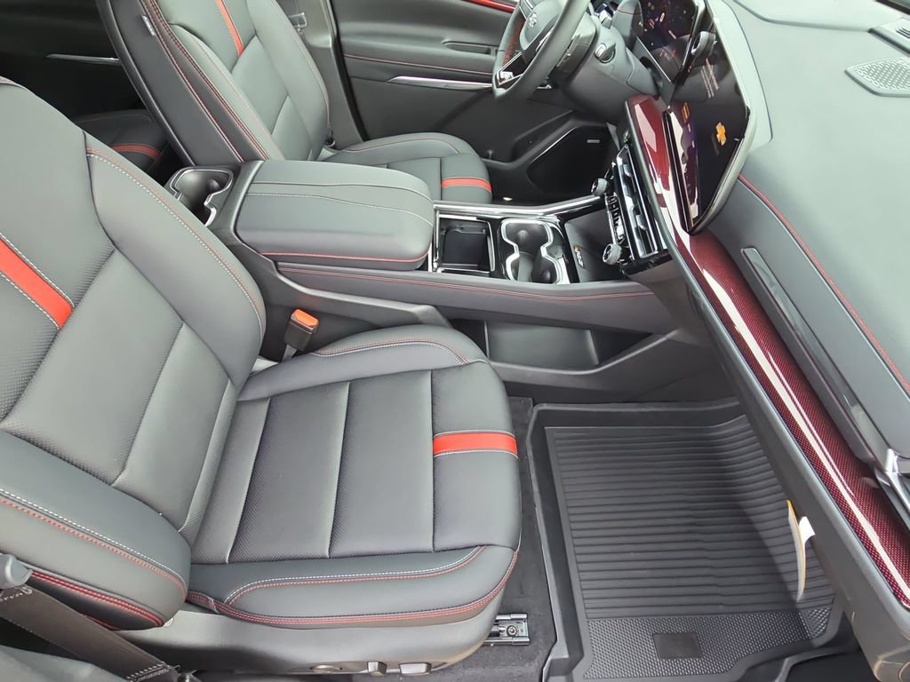 New 2026 Chevrolet Traverse RS w/ LPO, Floor Liner Package AWD/4WD image 10