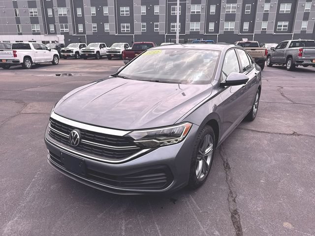 Used 2024 Volkswagen Jetta SE FWD 360° Tour