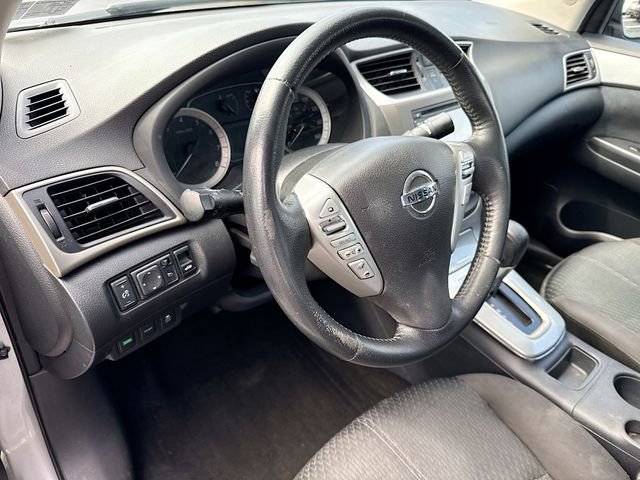 Used 2014 Nissan Sentra SR w/ Premium Package image 11