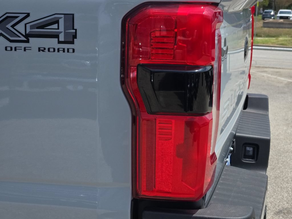 New 2026 Ford F250 Lariat w/ Black Appearance Package AWD/4WD image 27