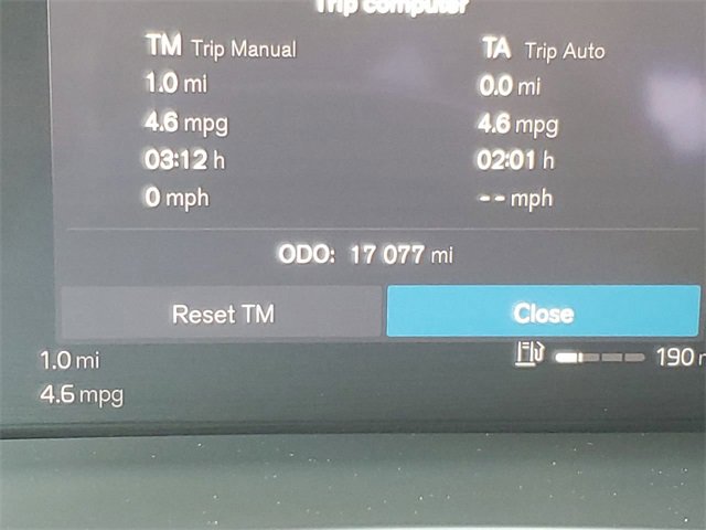 Used 2025 Volvo XC60 B5 Ultra w/ Protection Package Premier image 12