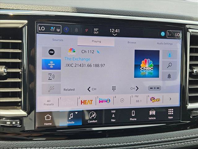 New 2025 Chrysler Pacifica Limited image 11