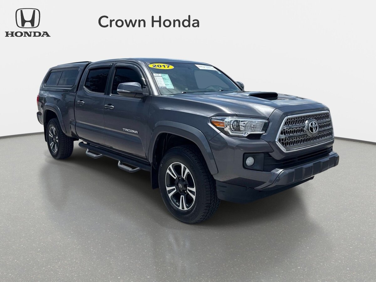 Used 2017 Toyota Tacoma TRD Sport w/ Tow Package AWD/4WD image 6