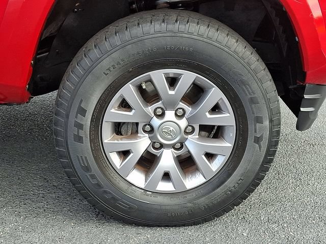 Used 2017 Toyota Tacoma SR5 w/ Tow Package AWD/4WD image 11