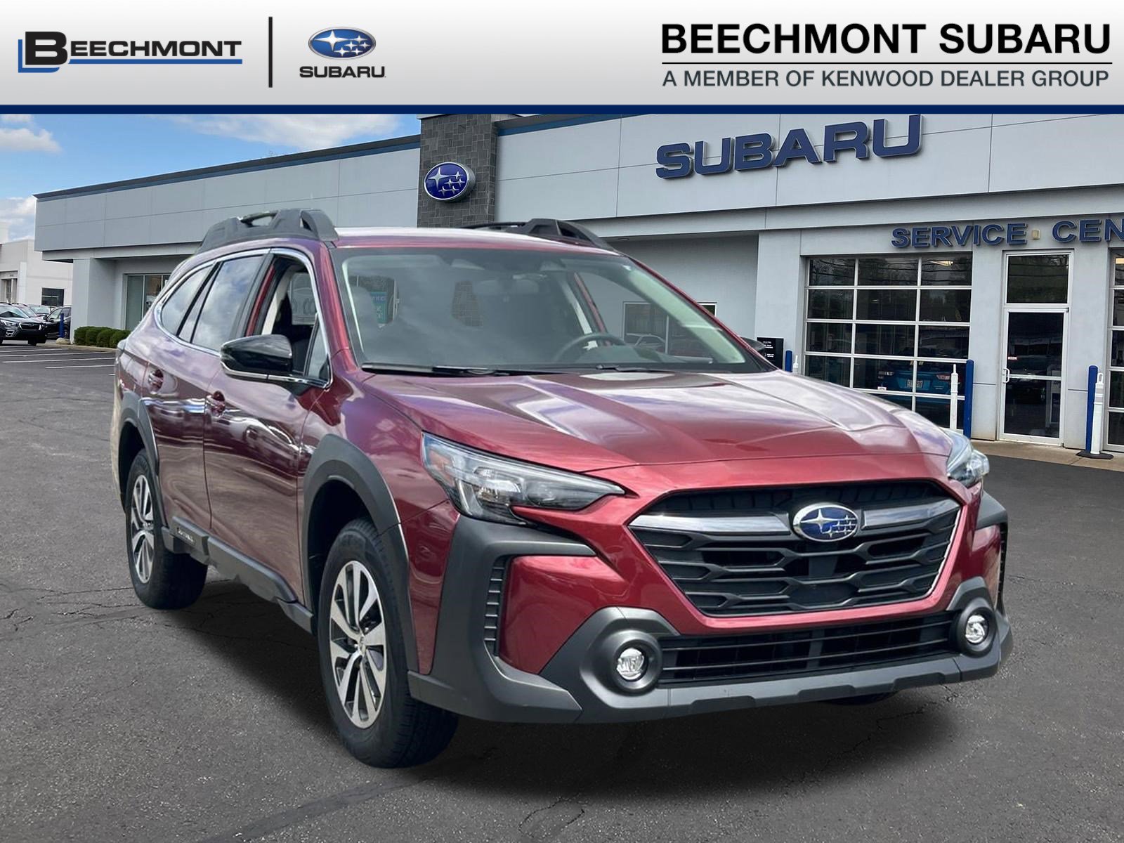 Used 2025 Subaru Outback Premium AWD/4WD image 1