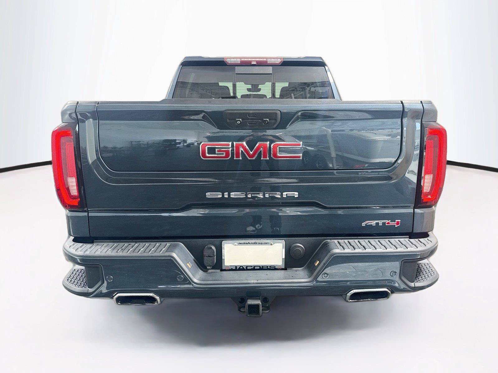 Used 2019 GMC Sierra 1500 AT4 w/ AT4 Premium Package AWD/4WD image 4