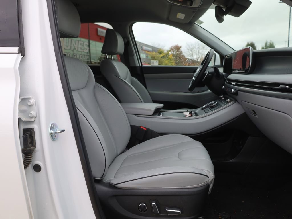 Used 2025 Hyundai Palisade SEL image 12