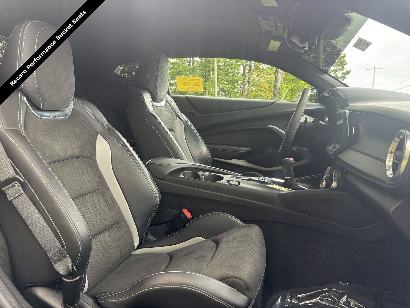 Used 2019 Chevrolet Camaro SS RWD image 5