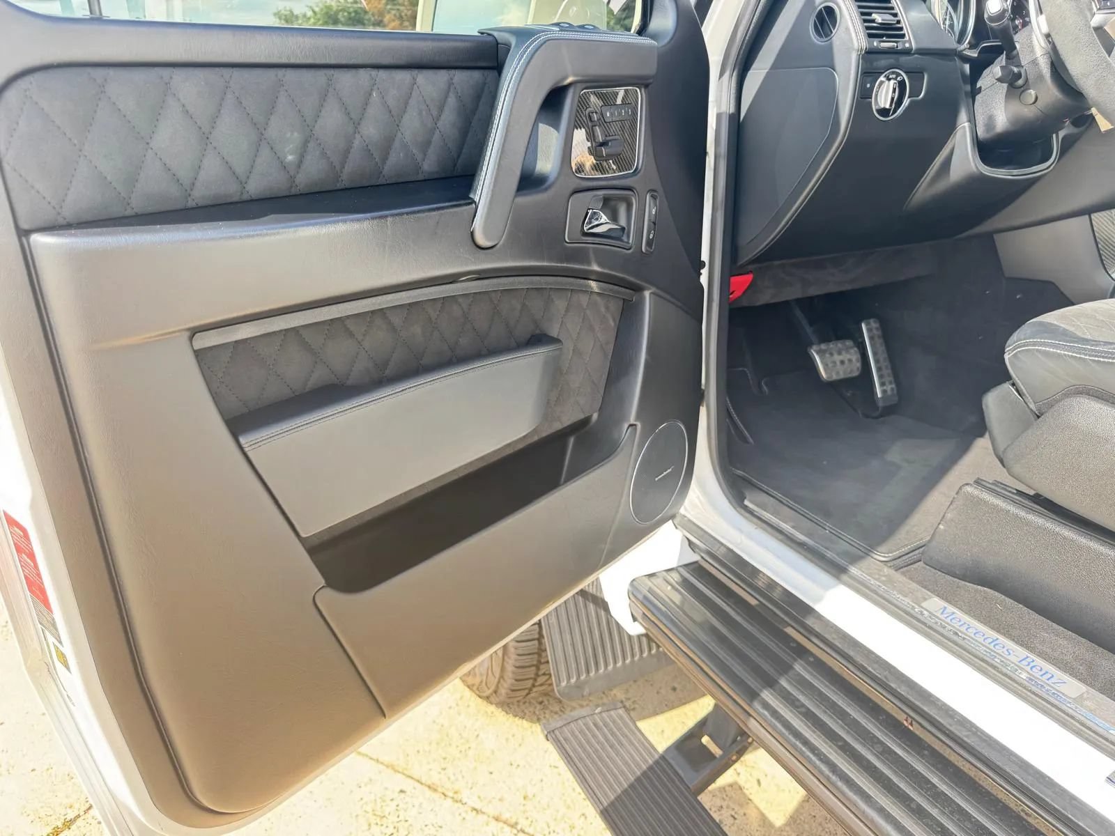Used 2018 Mercedes-Benz G 550 Squared image 39