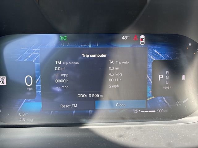 Used 2025 Volvo XC60 B5 Plus w/ Climate Package AWD/4WD image 28