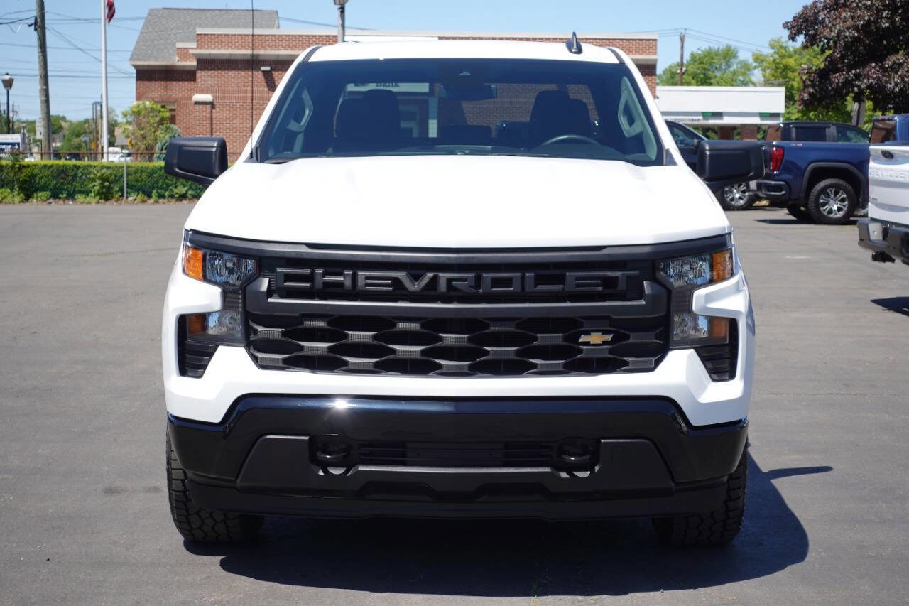 Used 2024 Chevrolet Silverado 1500 W/T w/ WT Value Package AWD/4WD image 7