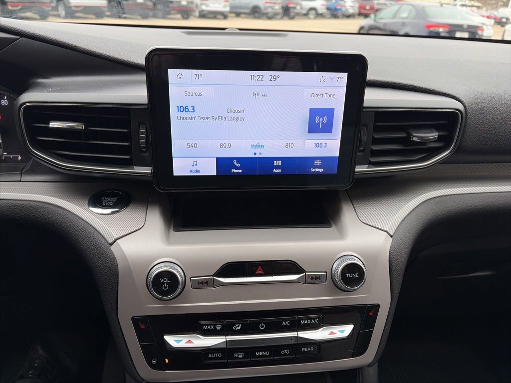 Used 2023 Ford Explorer XLT w/ Equipment Group 202A image 18