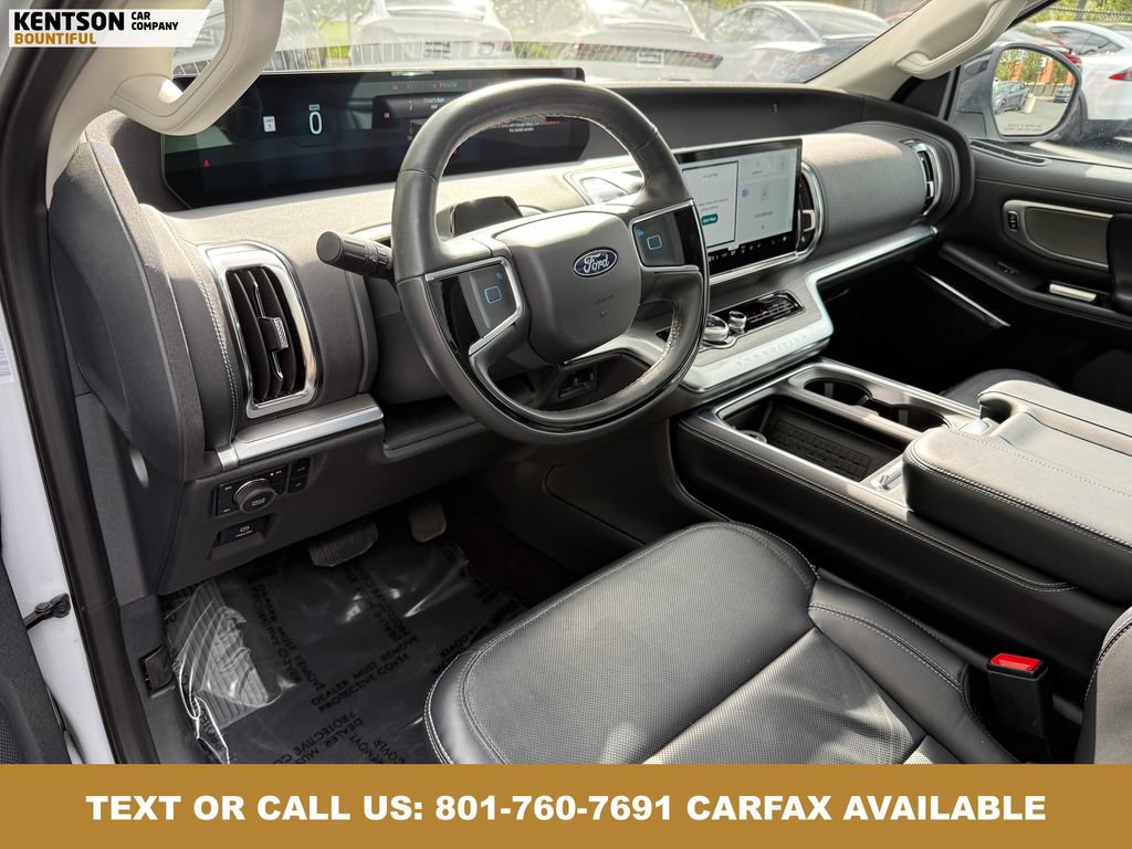 Used 2025 Ford Expedition Platinum AWD/4WD image 29