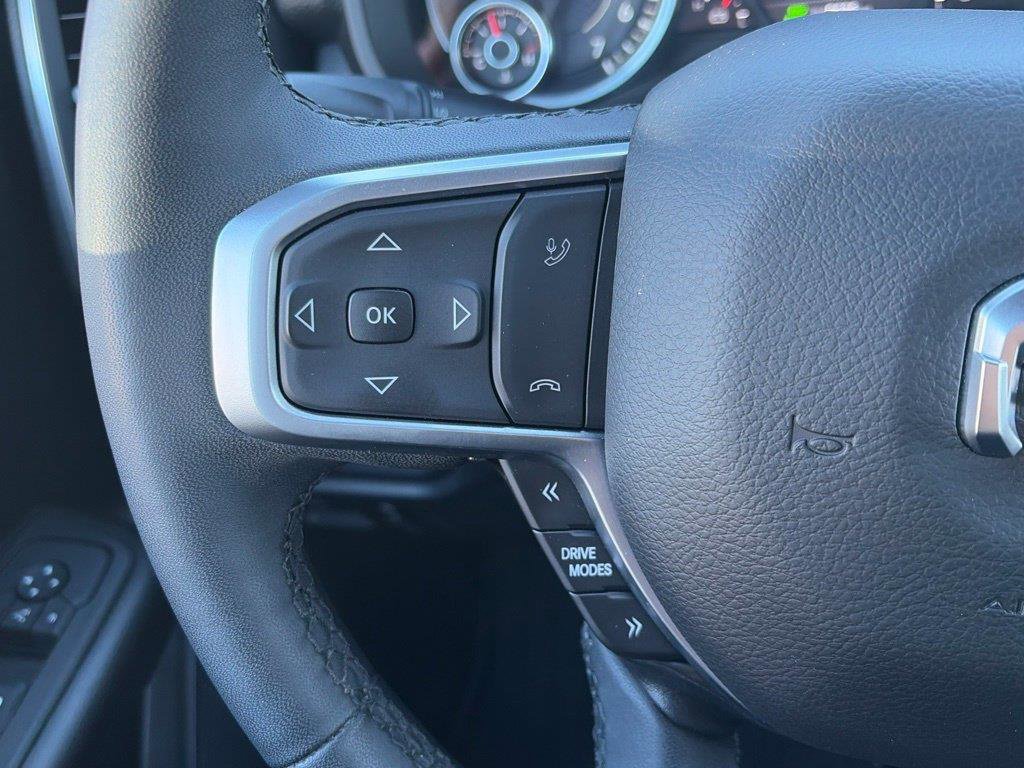 Used 2025 RAM 1500 Big Horn AWD/4WD image 19
