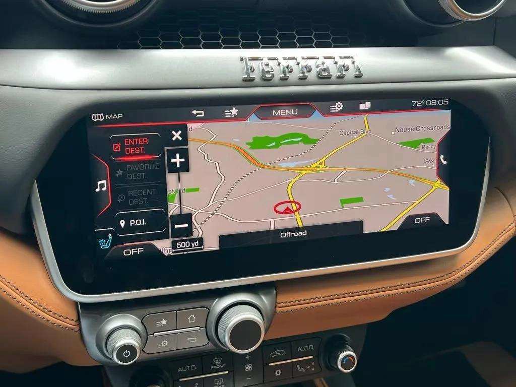 Used 2020 Ferrari Portofino RWD image 35