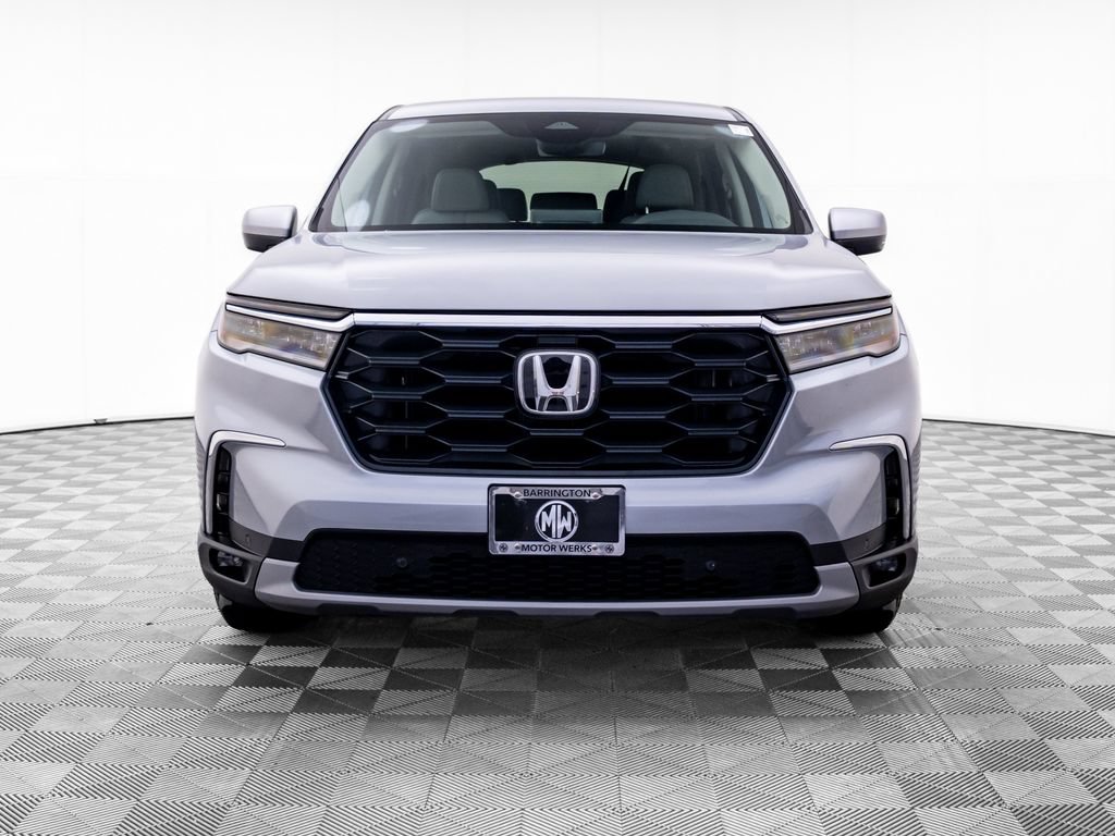 Used 2025 Honda Pilot EX-L image 10