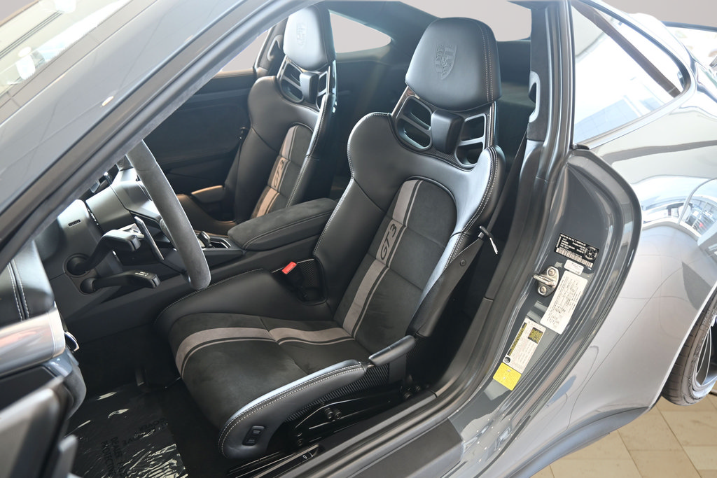 Used 2018 Porsche 911 GT3 w/ Sport Chrono Package RWD image 17