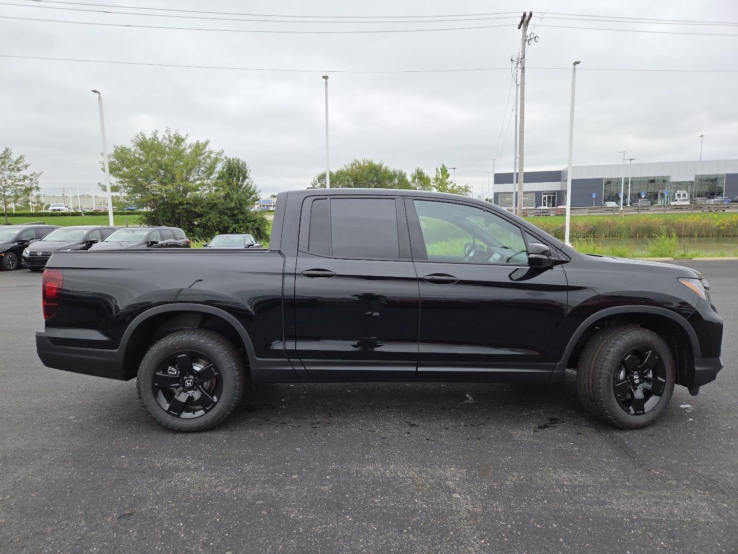 New 2026 Honda Ridgeline Black Edition image 18