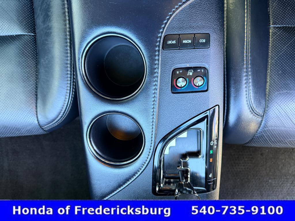 Used 2016 Toyota Avalon Limited w/ Toyota Safety Sense Package image 34