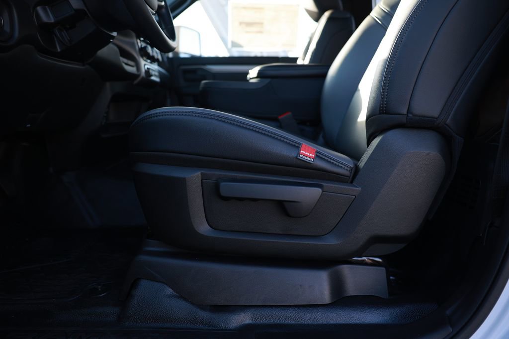 New 2026 RAM 5500 Tradesman w/ Chrome Appearance Group image 17