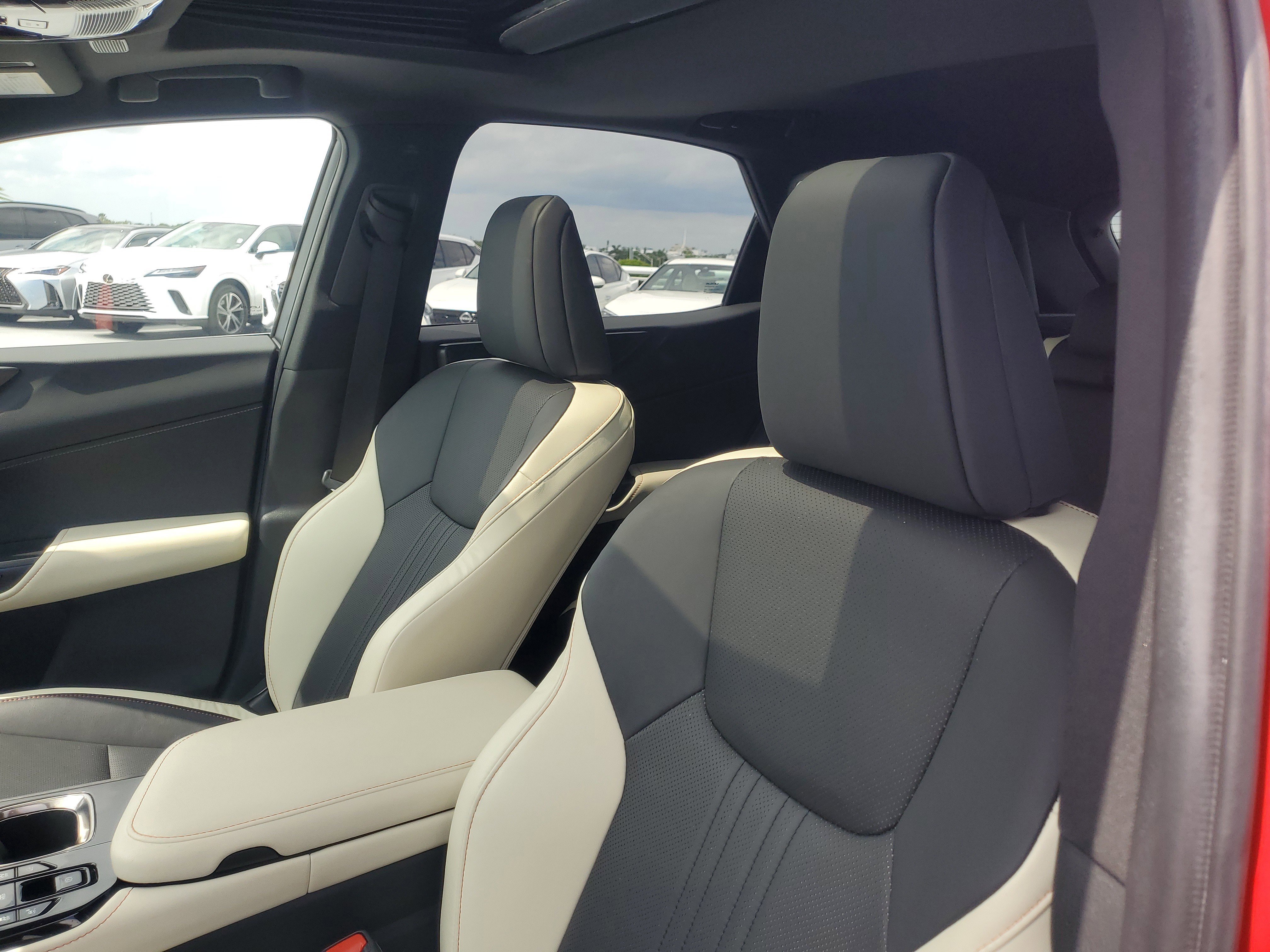 Used 2023 Lexus NX 350 AWD image 17