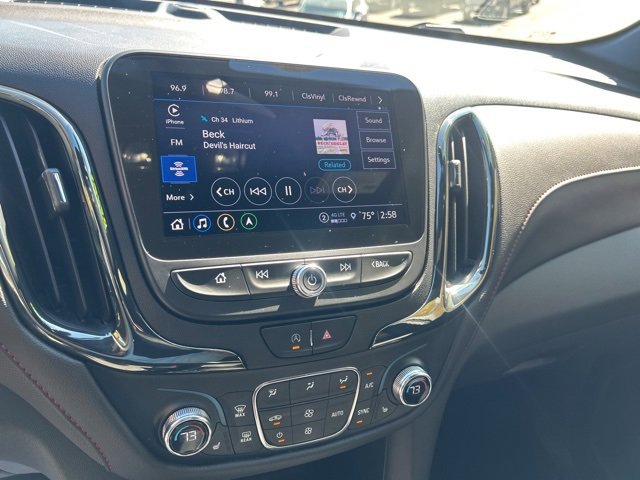 Used 2022 Chevrolet Equinox RS w/ Infotainment Package image 24