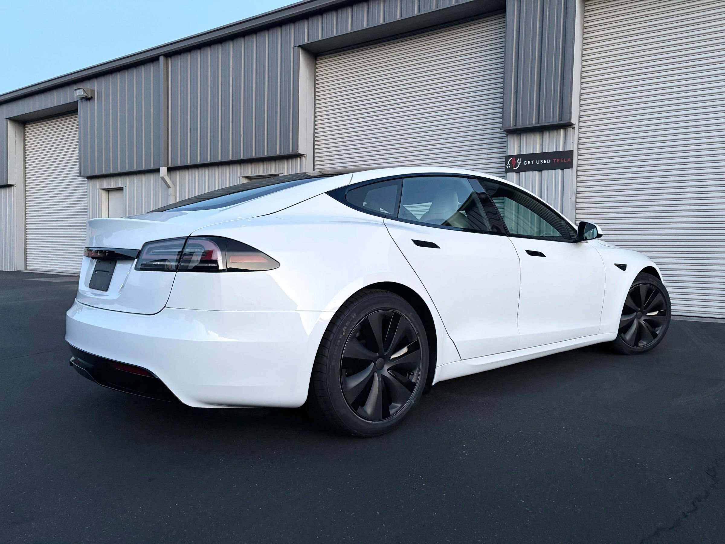 Used 2023 Tesla Model S Standard Range AWD/4WD image 8