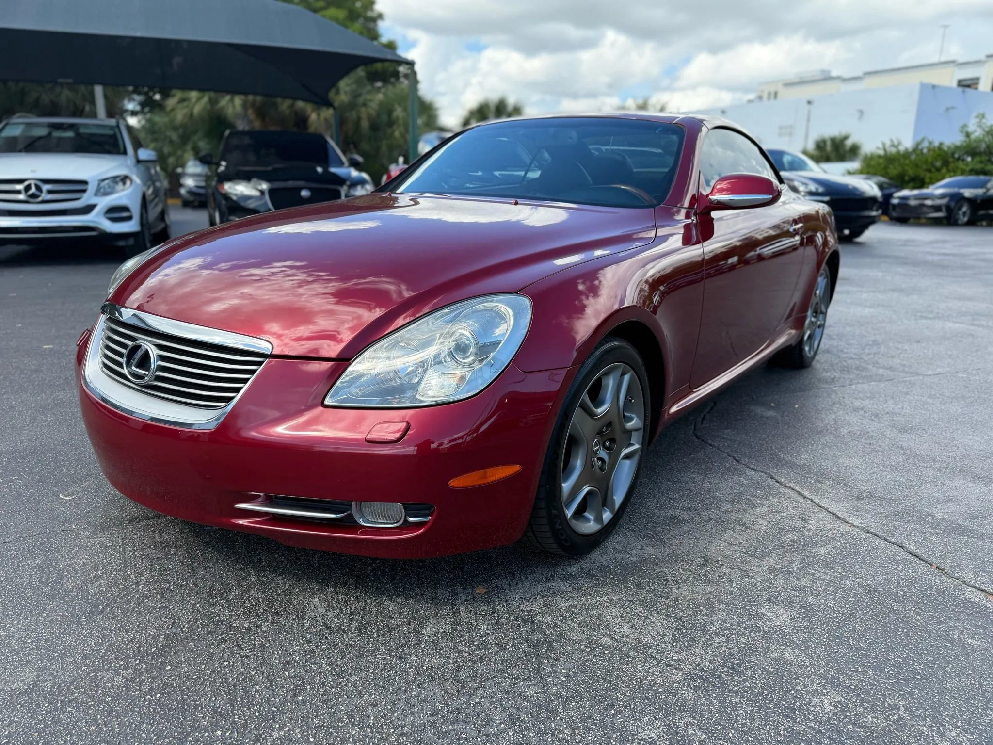Used 2006 Lexus SC 430 Convertible image 2