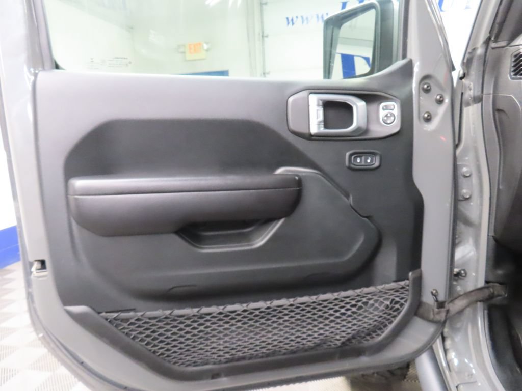 Used 2021 Jeep Gladiator Sport AWD/4WD image 45