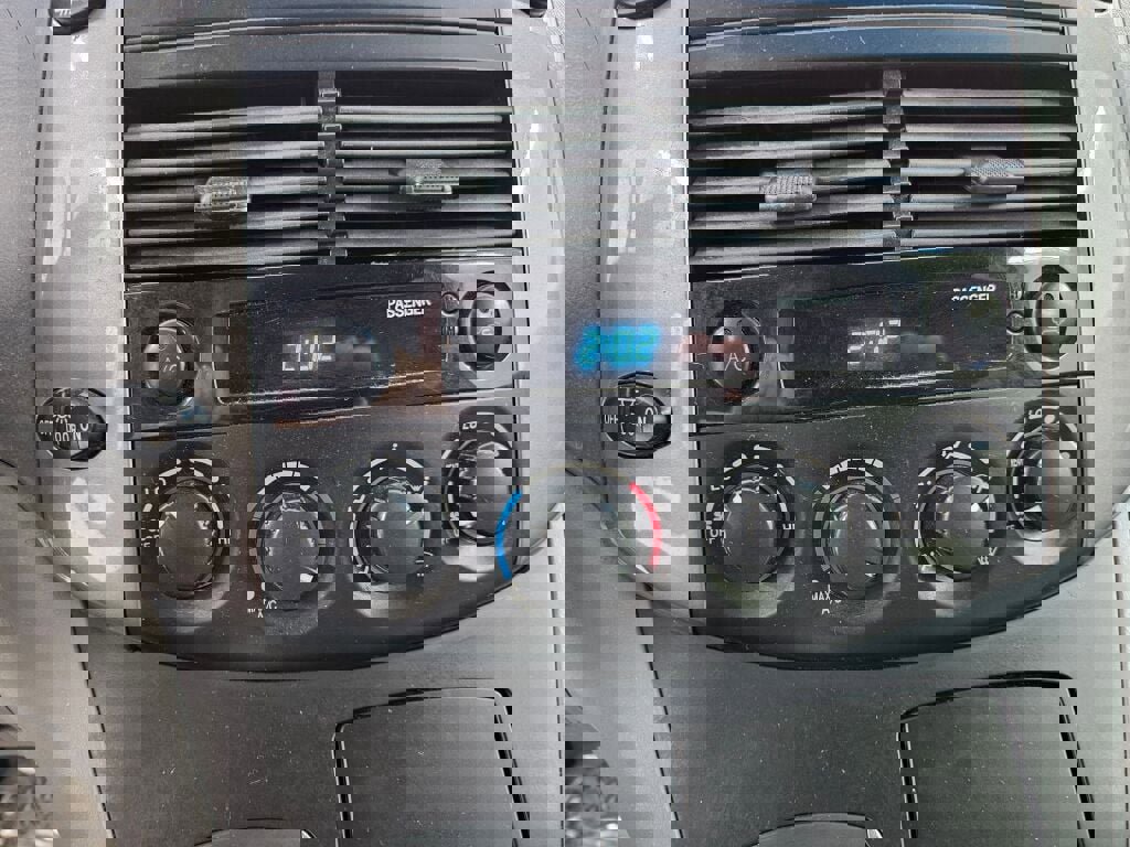 Used 2006 Toyota Sienna LE image 27