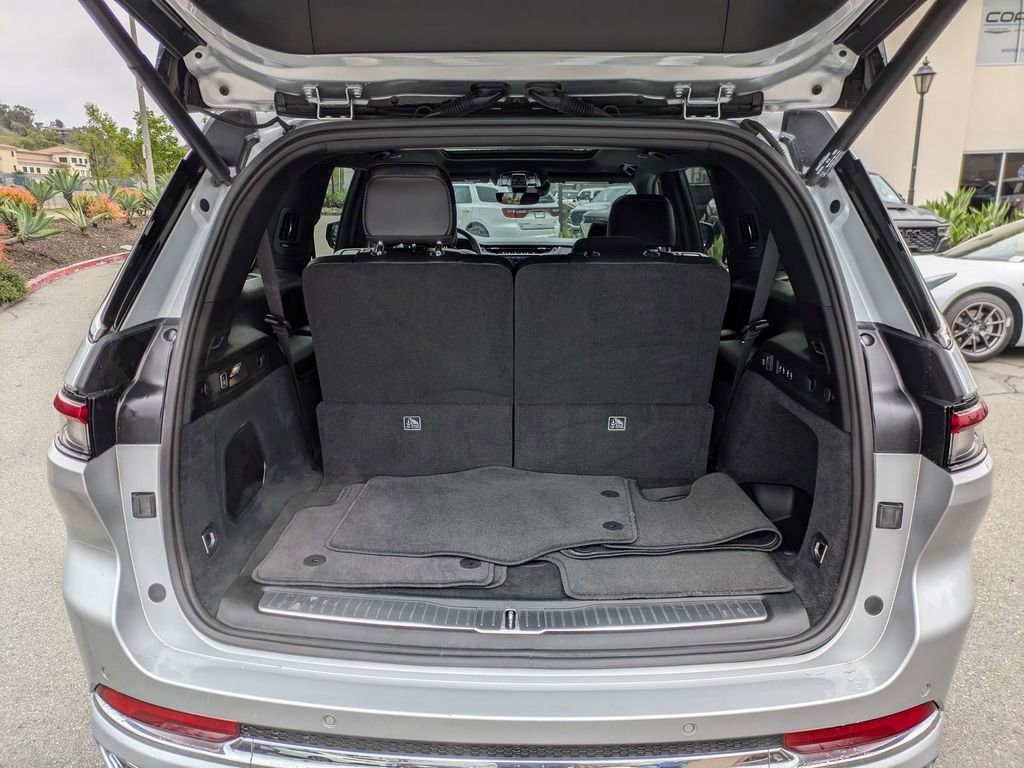 Certified 2024 Jeep Grand Cherokee L Overland w/ Advanced Protech Group III image 26