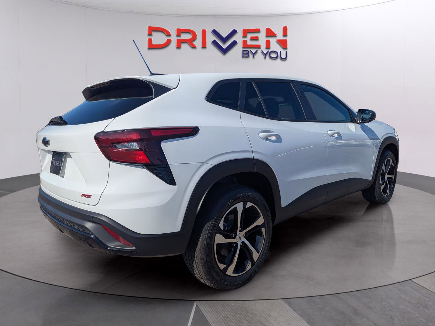 New 2026 Chevrolet Trax RS w/ Driver Confidence Package image 5