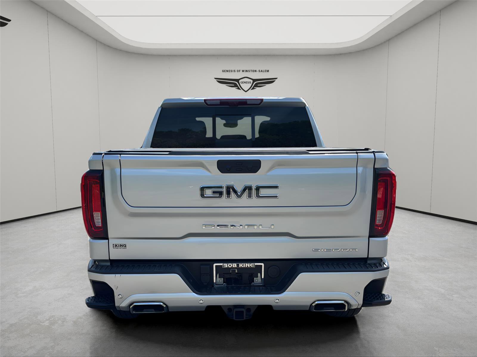 Used 2022 GMC Sierra 1500 Denali Ultimate AWD/4WD image 4