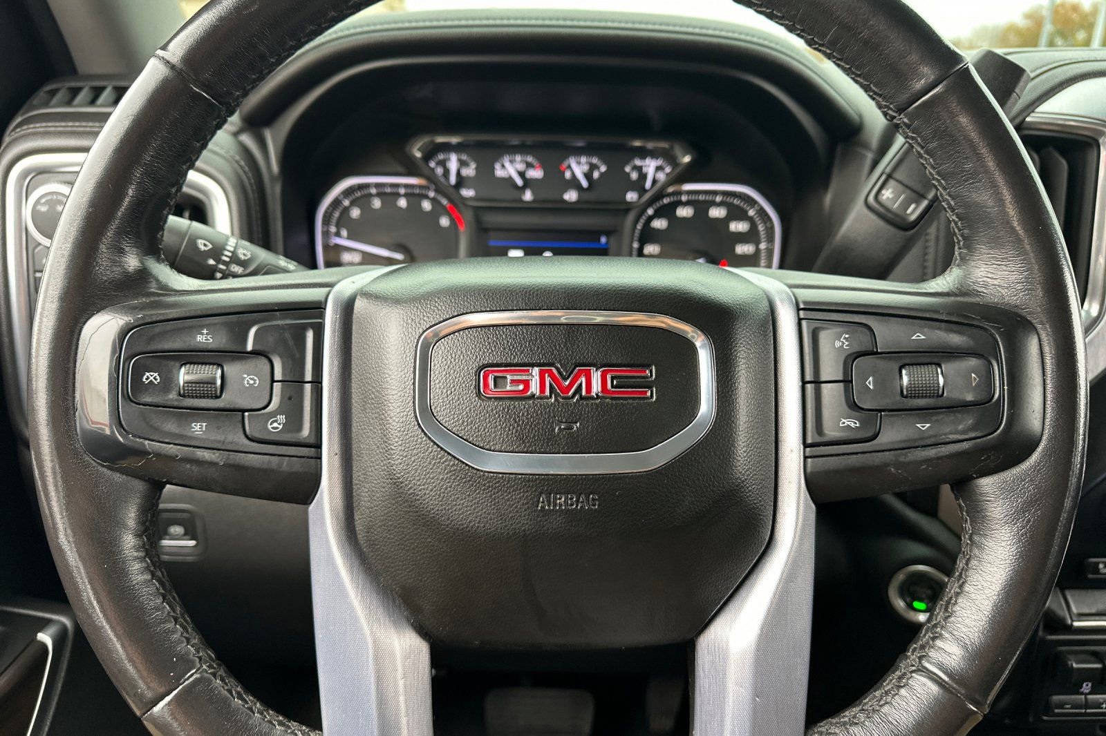 Used 2020 GMC Sierra 1500 SLT w/ SLT Premium Package image 23