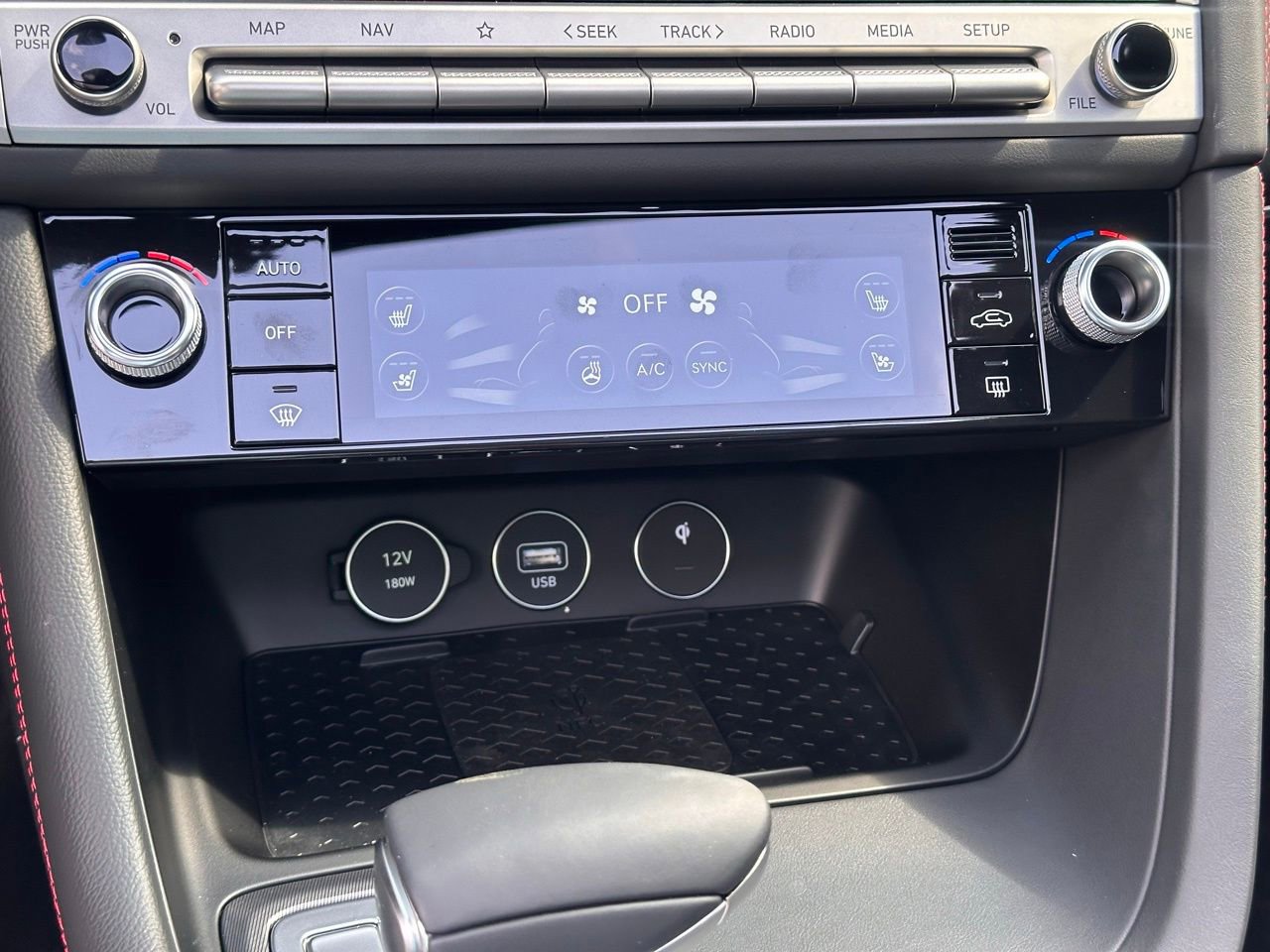 Used 2026 Genesis G70 3.3T Sport Prestige image 33