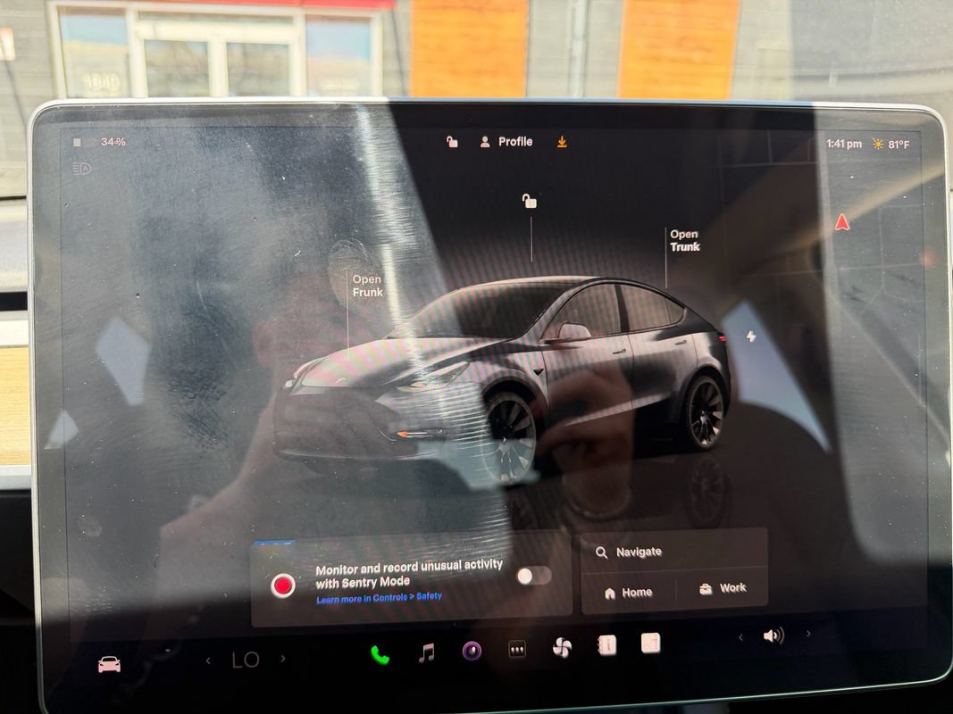 Used 2023 Tesla Model Y Long Range AWD/4WD image 35