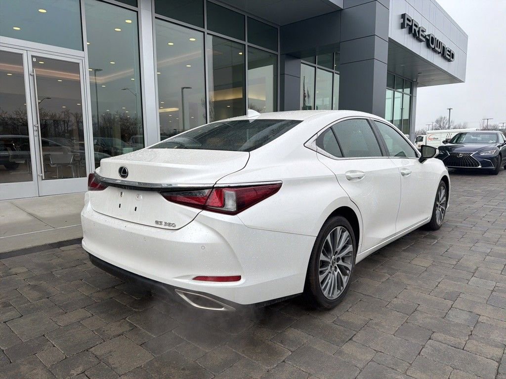 Used 2020 Lexus ES 350 w/ Premium Package image 4